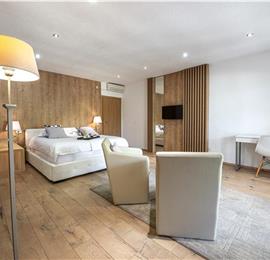 Luxury 5 Bedroom Beachfront Villa near Dubrovnik, Sleeps 11-12